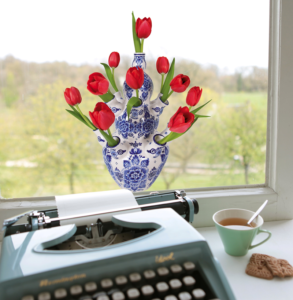 flatflowers-raamsticker-rode-tulpen-delftsblauwe-vaas-website